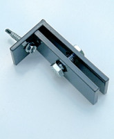 Zaunanschlusswinkel (einseitig), Zaunhöhe 1,40 m, RAL6005 Zaunanschlusswinkel (einseitig), Zaunhöhe 1,40 m, RAL6005