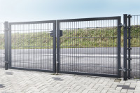 2-flügelige Tore Standard ST2 B=2,97 m H=1,20 m RAL7016 2-flügelige Tore Standard ST2 B=2,97 m H=1,20 m RAL7016